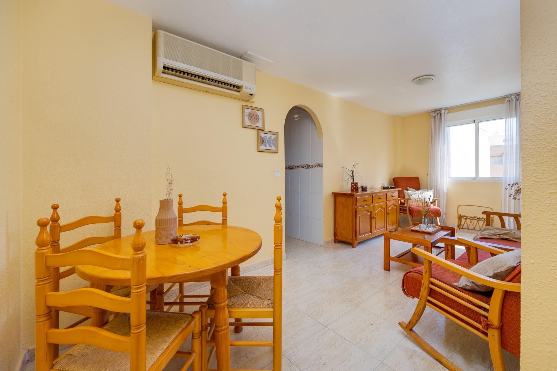 Garden in apartment for sale in Torrevieja