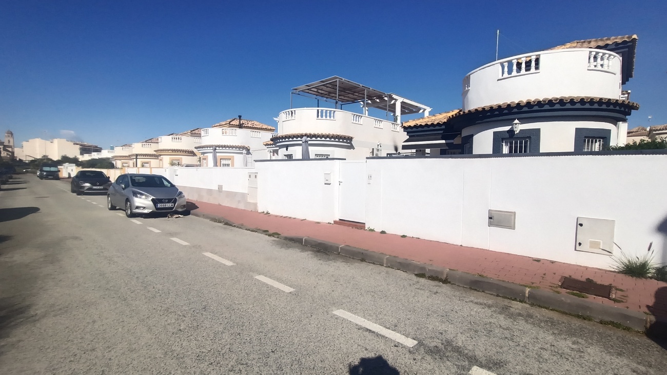 Exterior view in villa for sale in Sucina