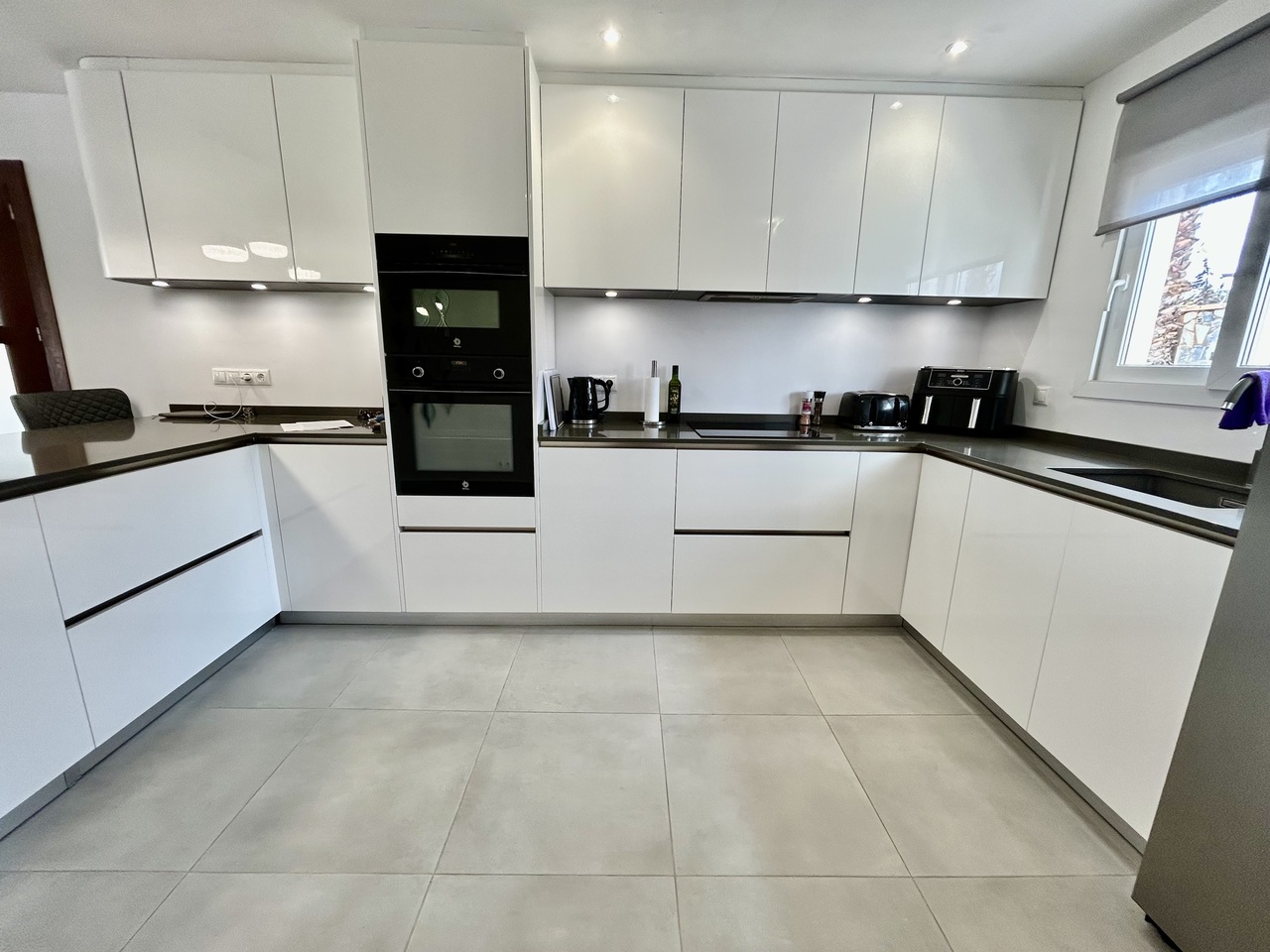 Bedroom in villa for sale in Cabo Roig