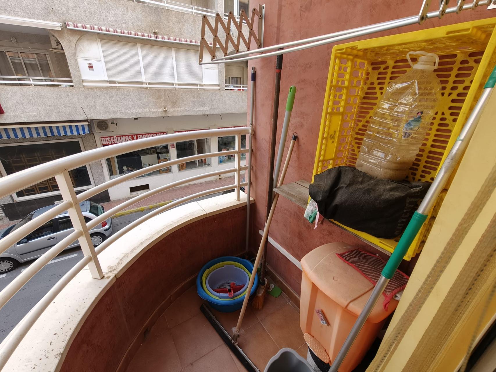 Bedroom in apartment for sale in Torrevieja