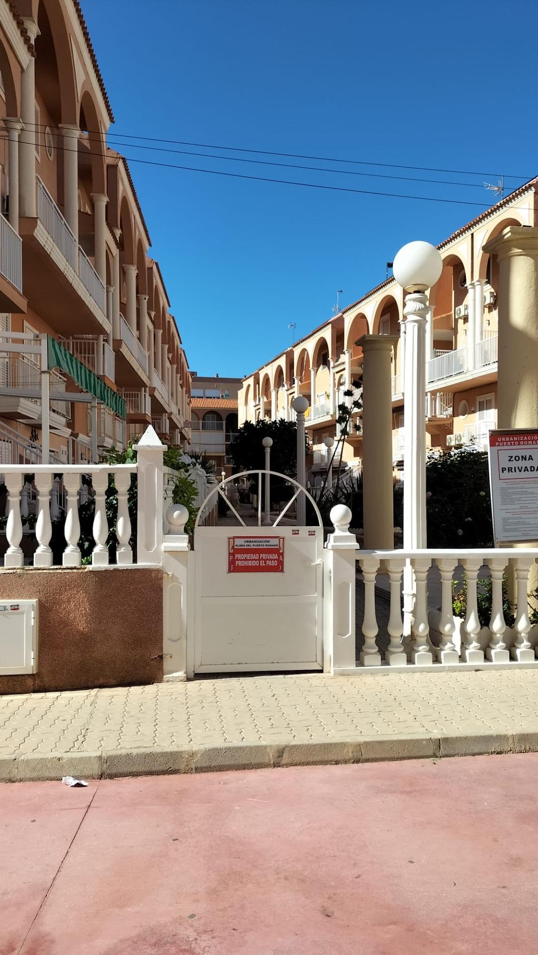 Bedrooms: 2, Bathrooms: 1, Apartment in Torrevieja, Alicante, Spain