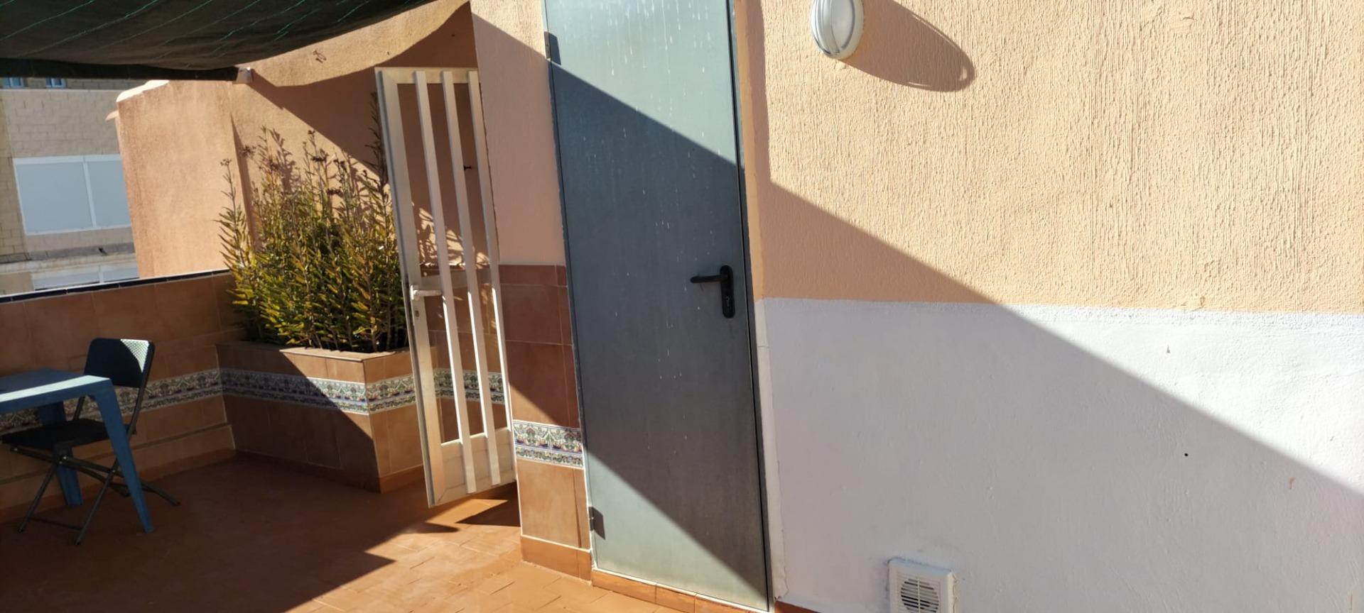 Kitchen in apartment for sale in Torrevieja