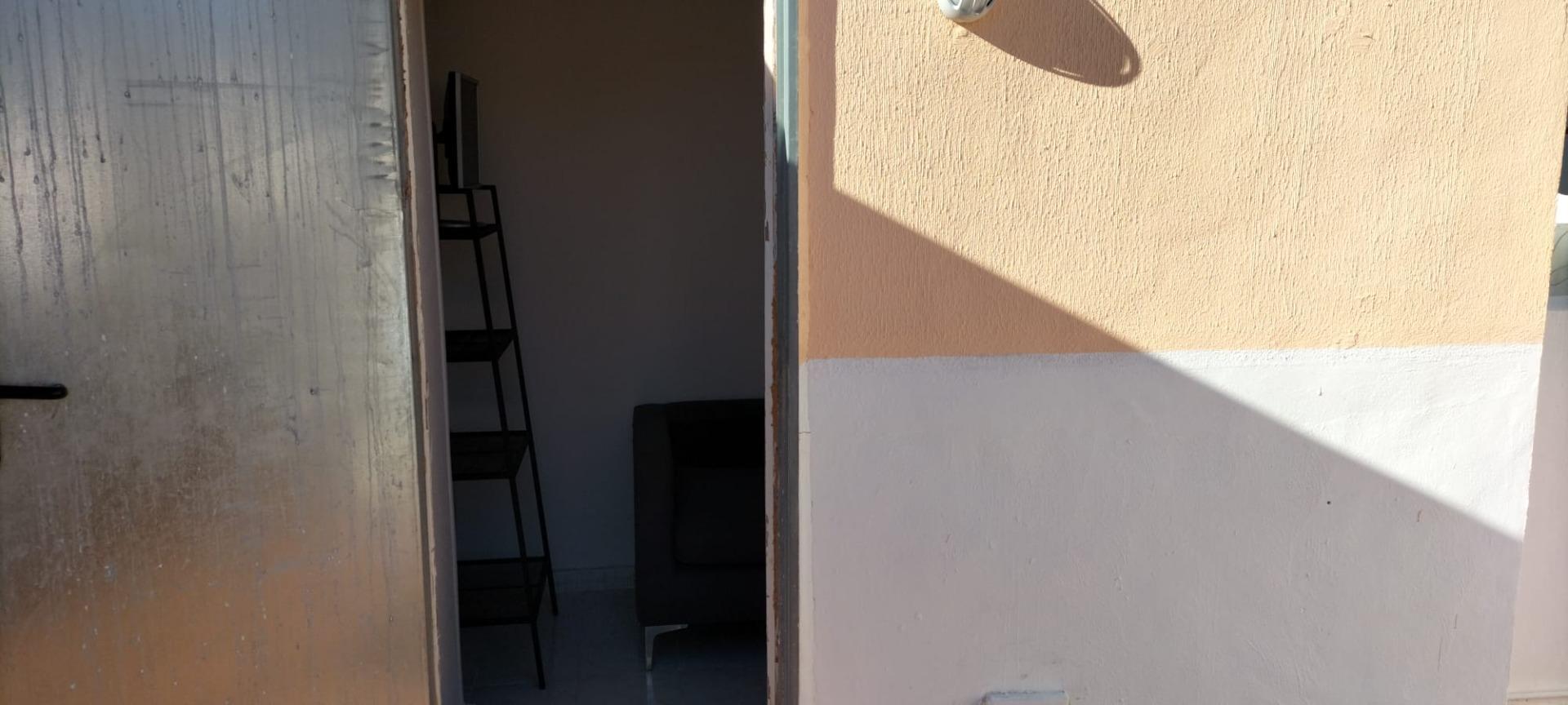 Master bedroom in apartment for sale in Torrevieja