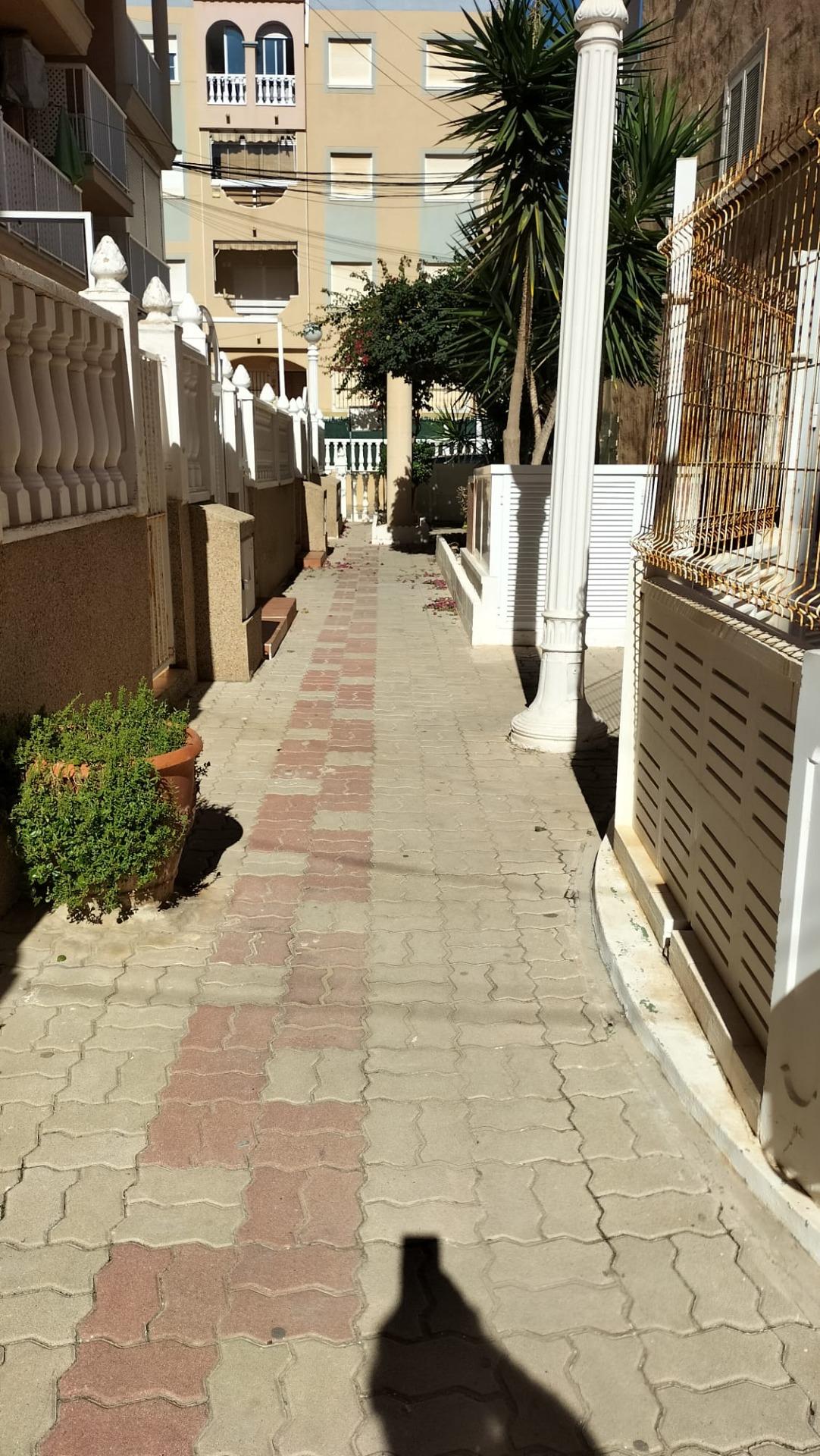 Terrace in apartment for sale in Torrevieja