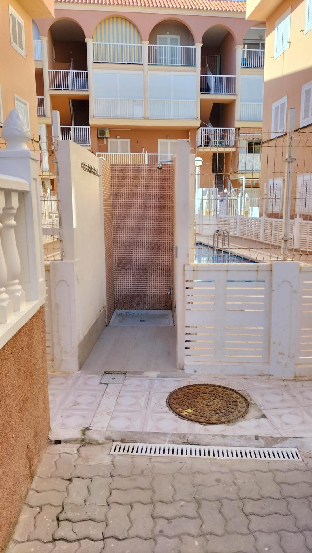 Garden in apartment for sale in Torrevieja