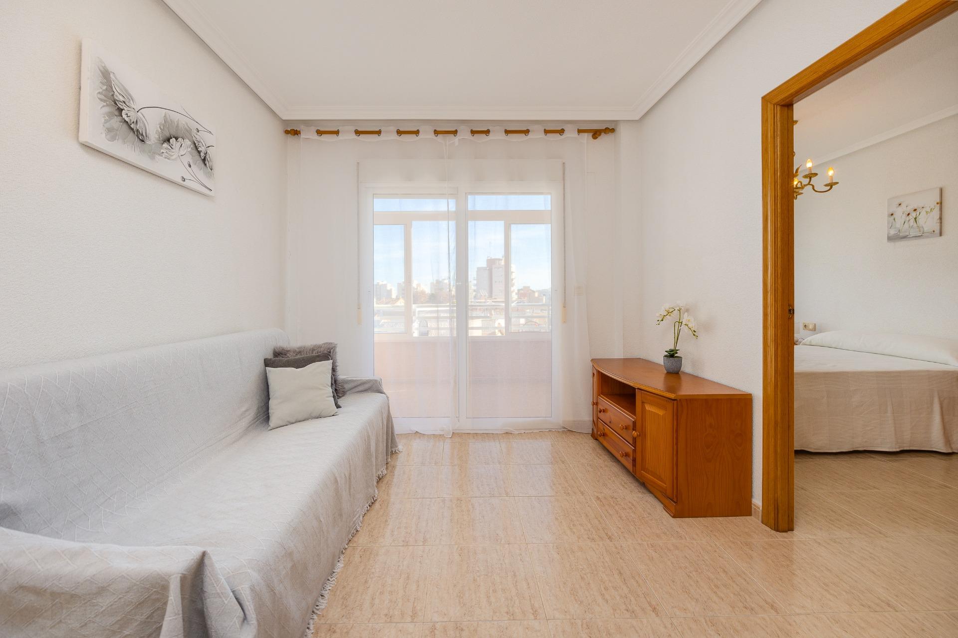 Terrace in apartment for sale in Torrevieja