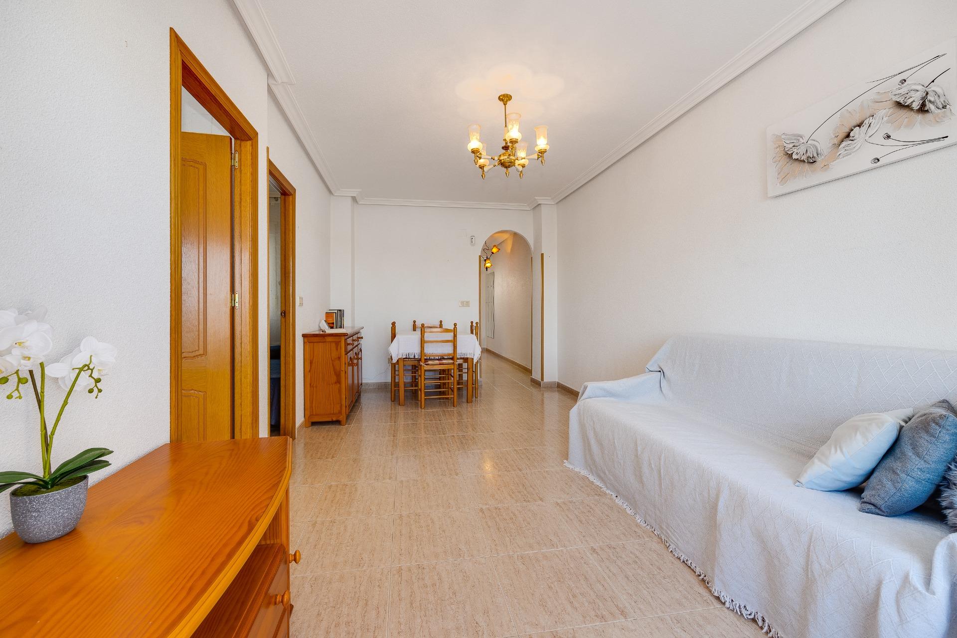 Kitchen in apartment for sale in Torrevieja