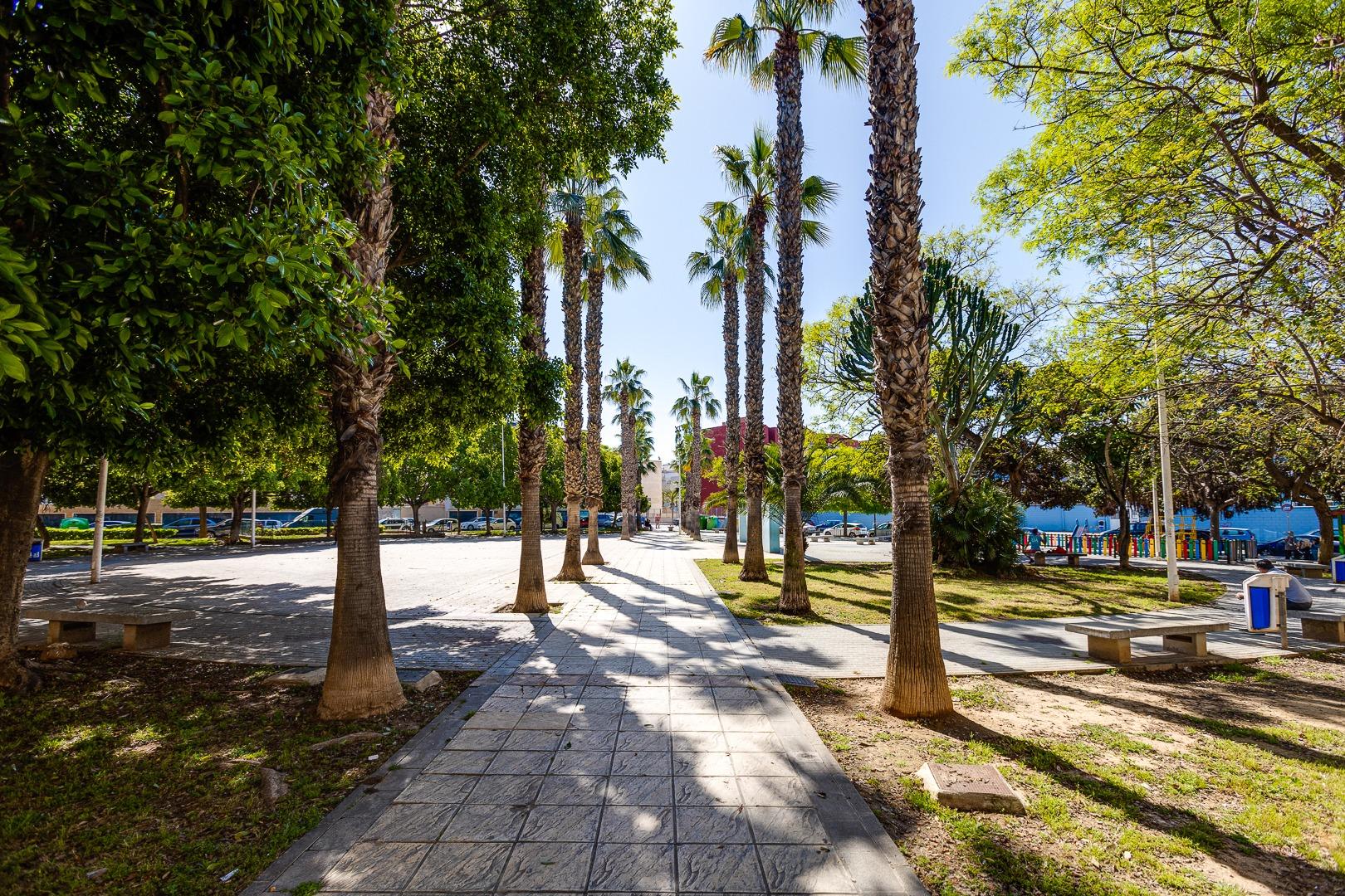 Master bedroom in apartment for sale in Torrevieja