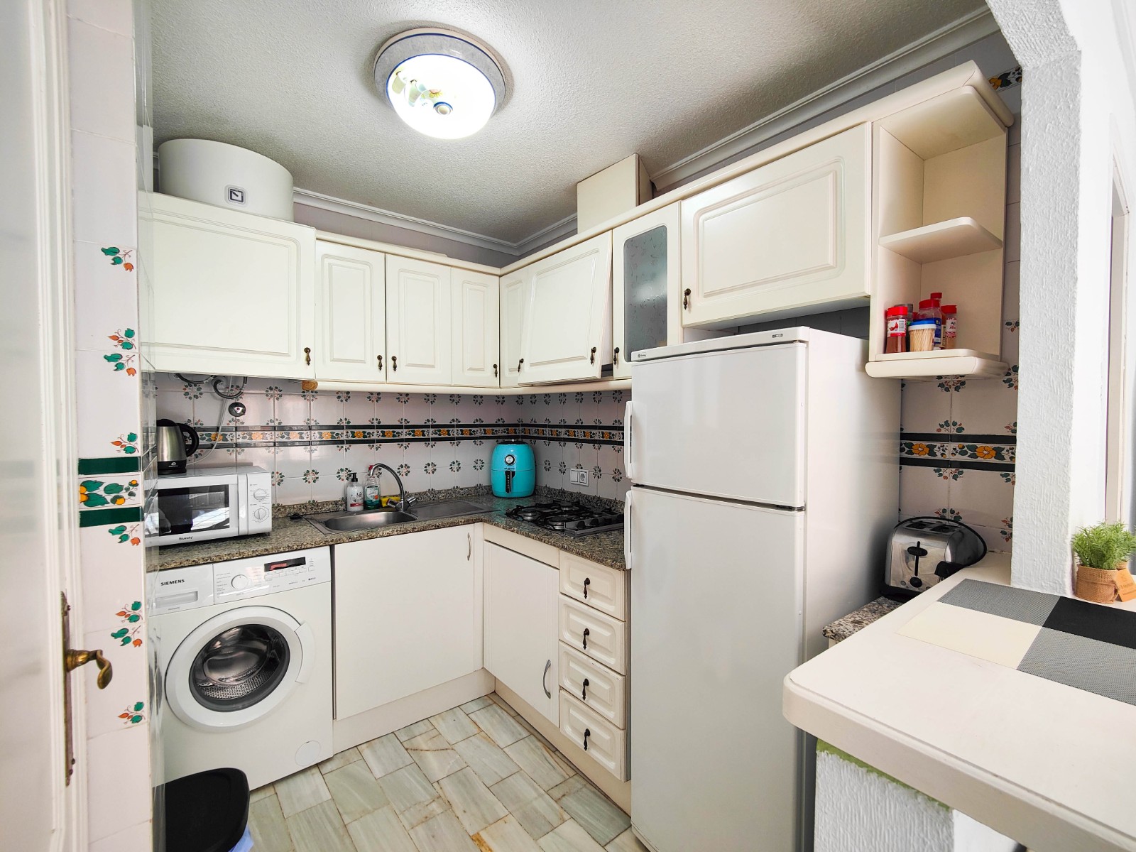 Bathroom in penthouse for sale in Torrevieja