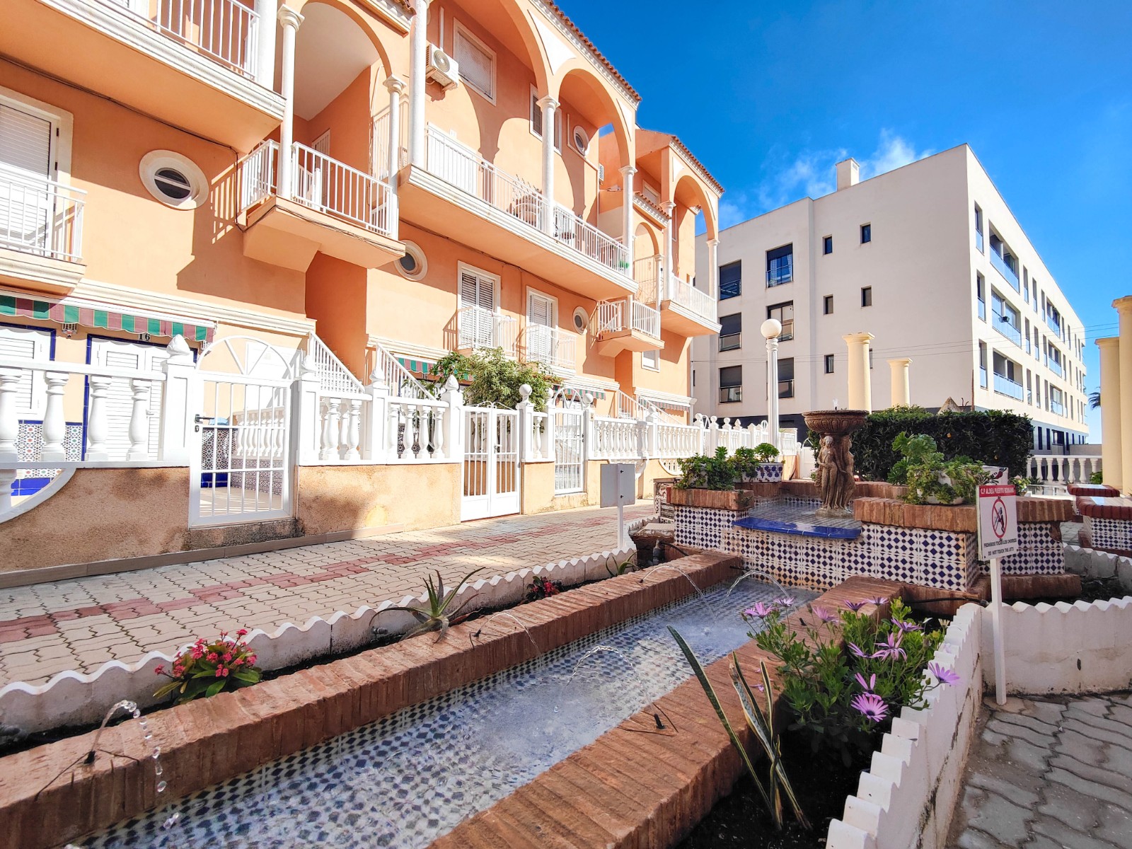 Master bedroom in penthouse for sale in Torrevieja