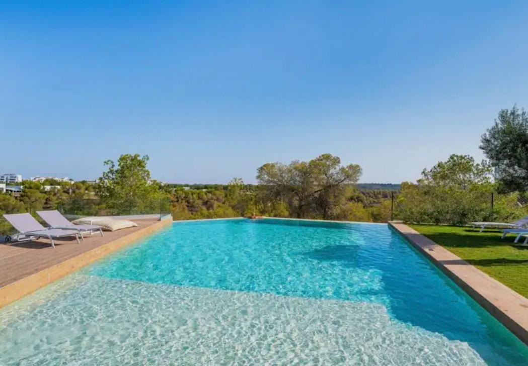 Pool area in apartment for sale in Orihuela