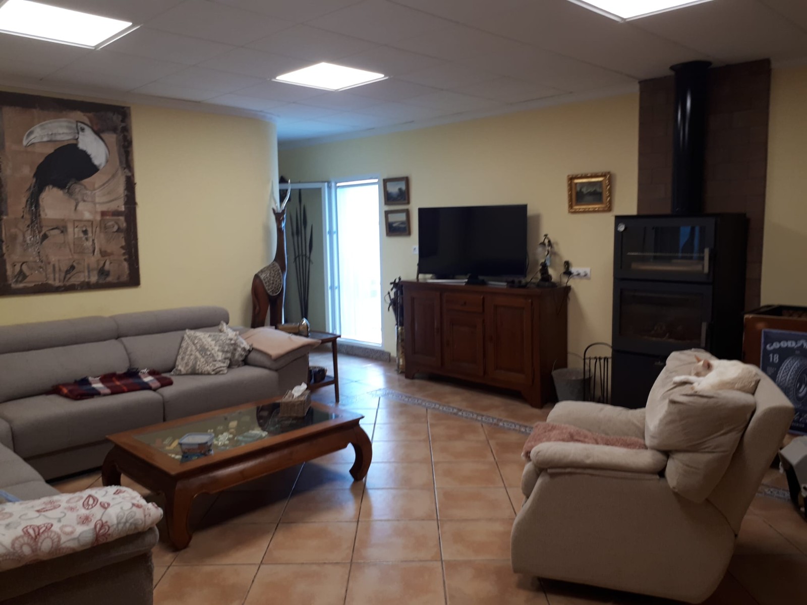 Kitchen in villa for sale in Villena