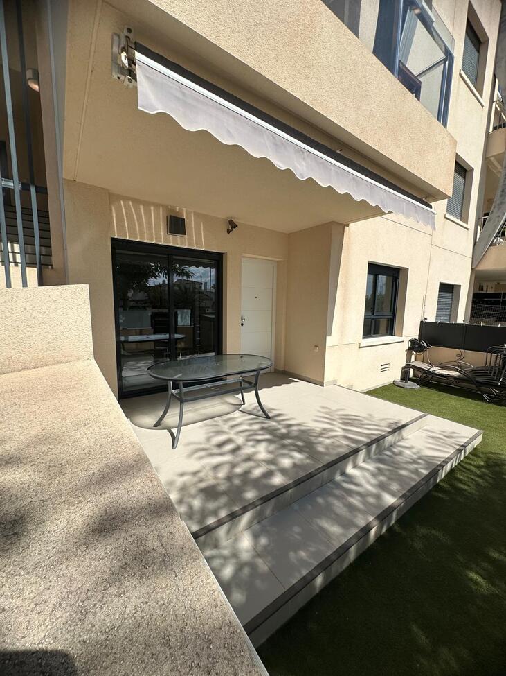 Living room in apartment for sale in Pilar de La Horadada