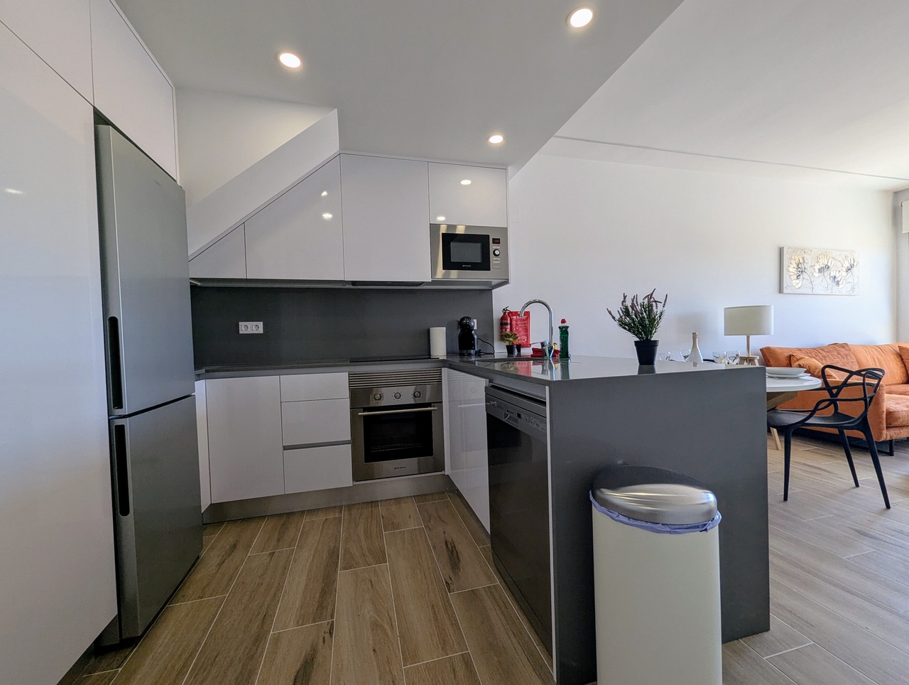 Master bedroom in penthouse for sale in Villamartin