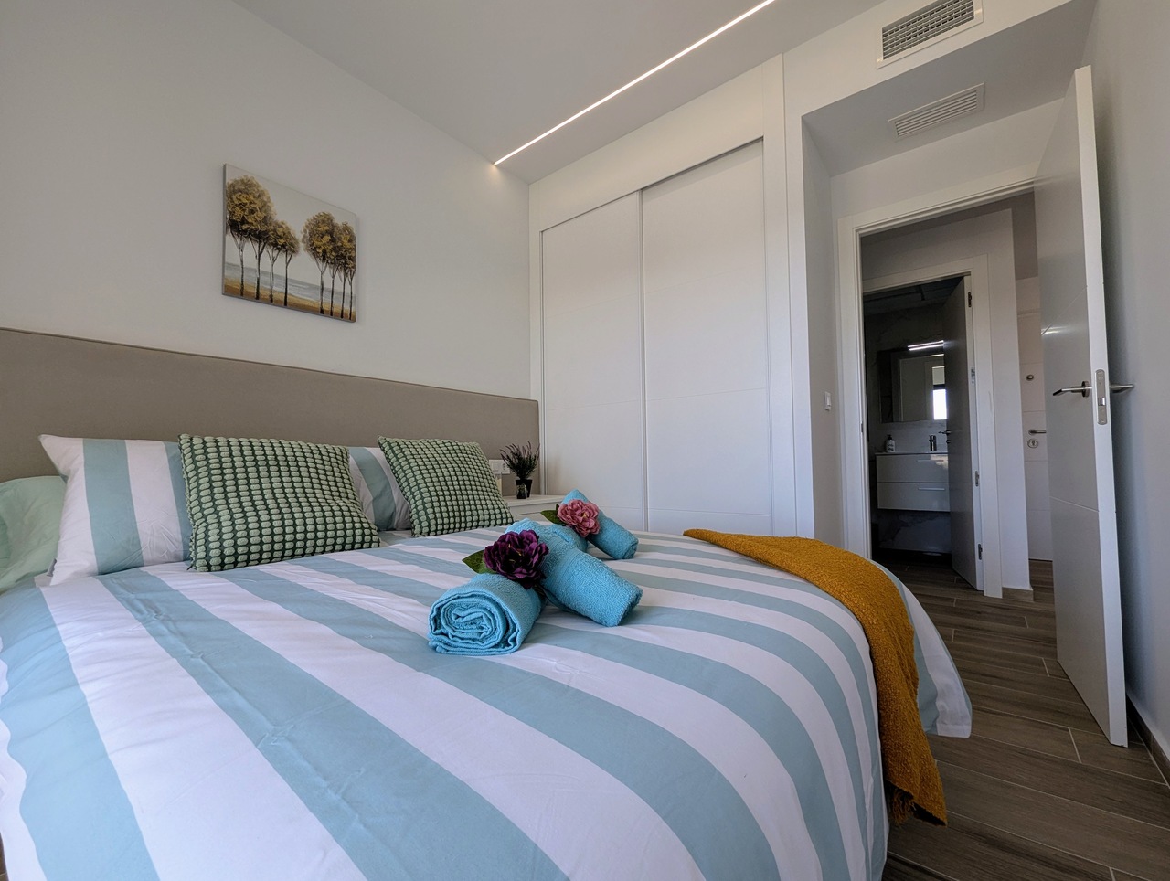 Bathroom in penthouse for sale in Villamartin