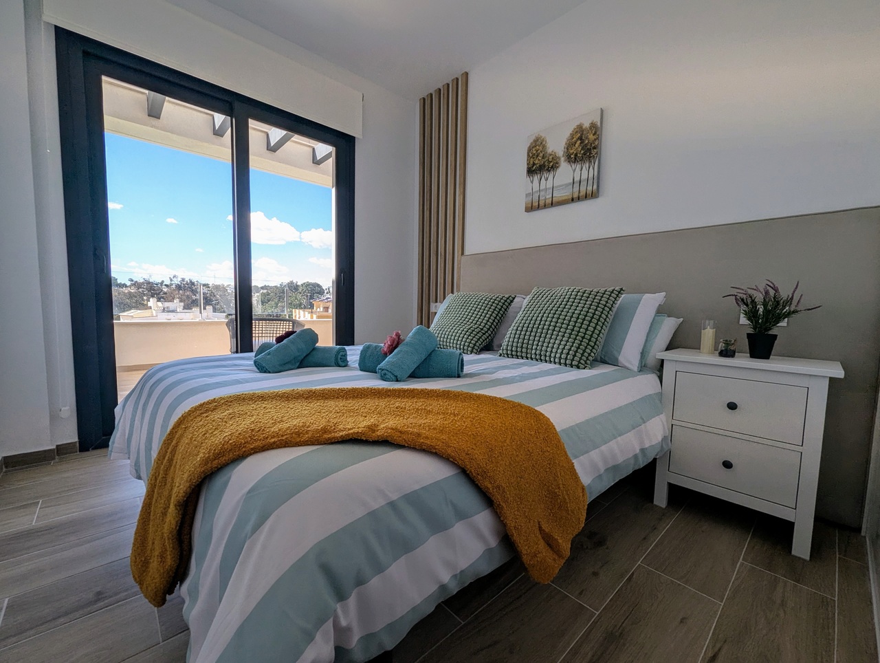 Garden in penthouse for sale in Villamartin