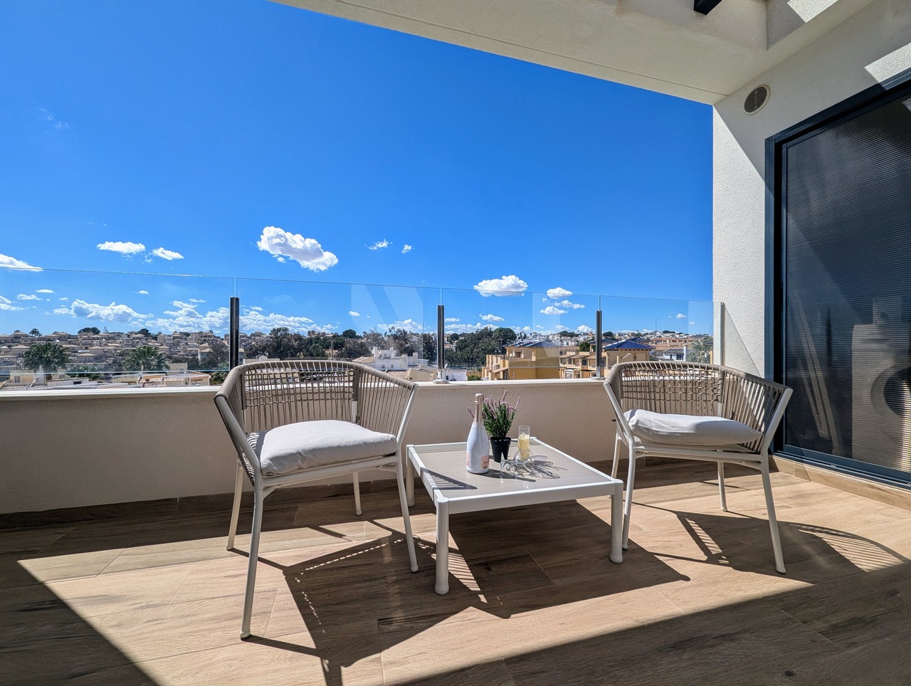 Living room in penthouse for sale in Villamartin