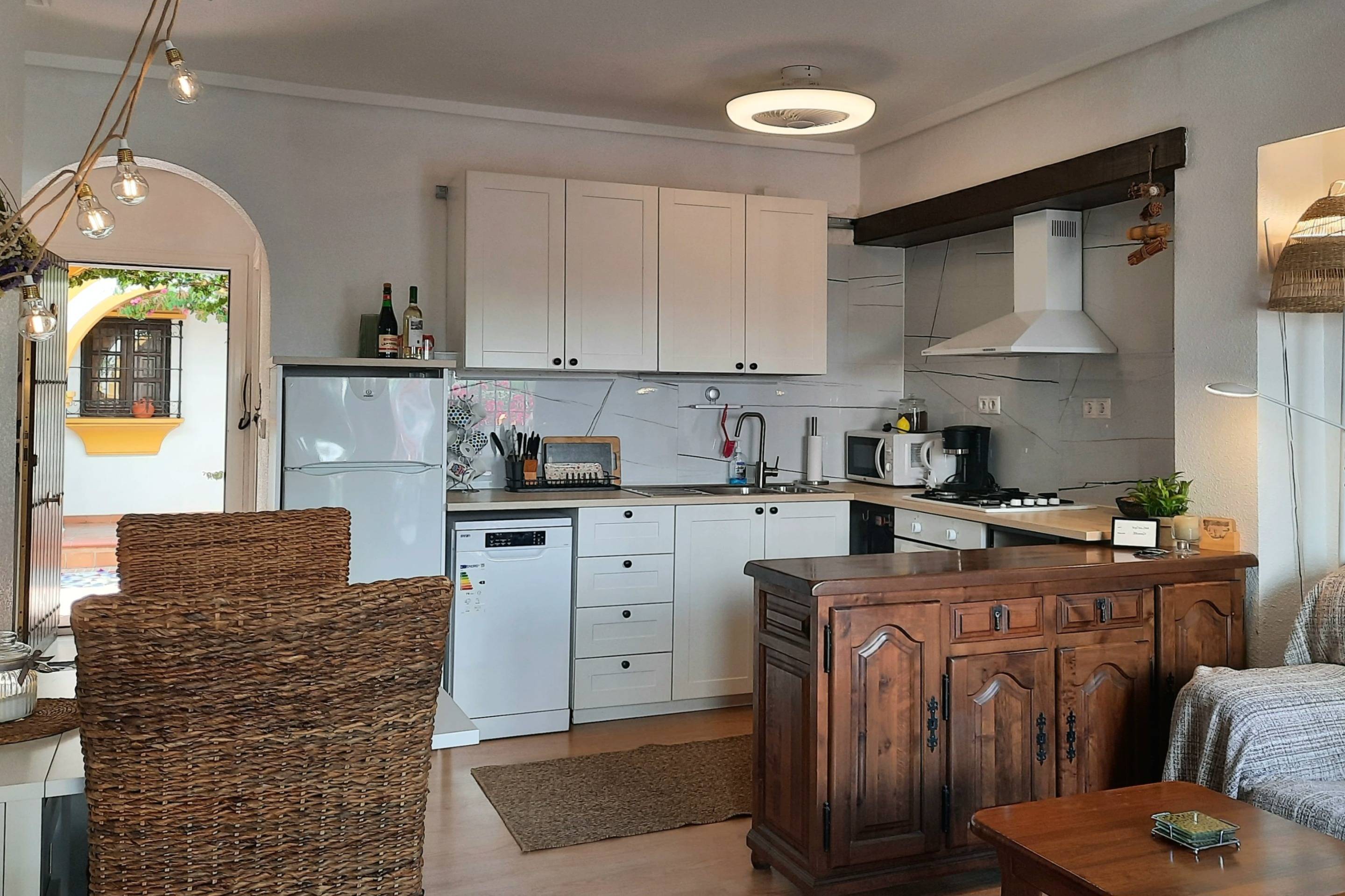 Kitchen in bungalow for sale in Torrevieja