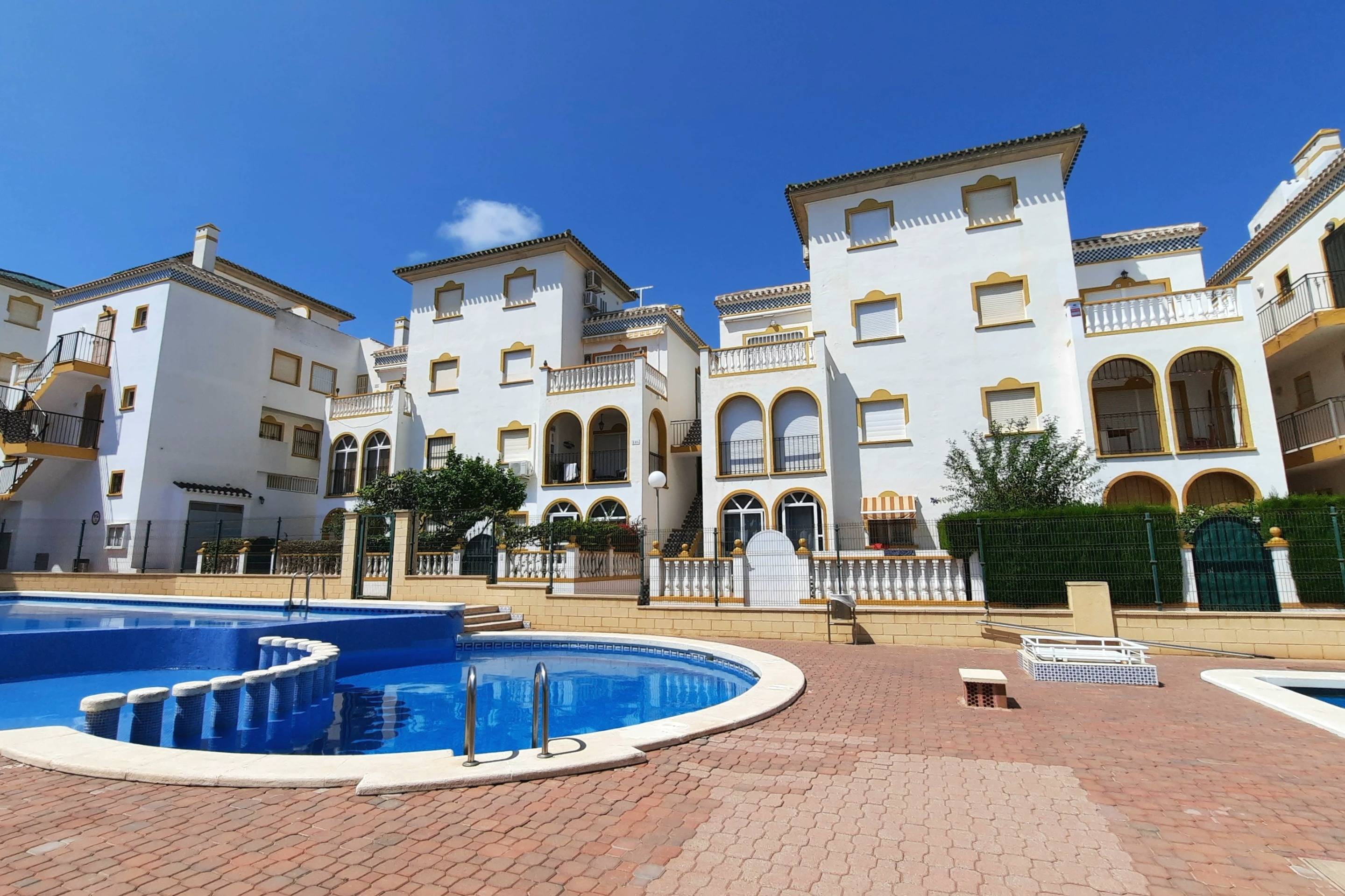 Kitchen in bungalow for sale in Torrevieja