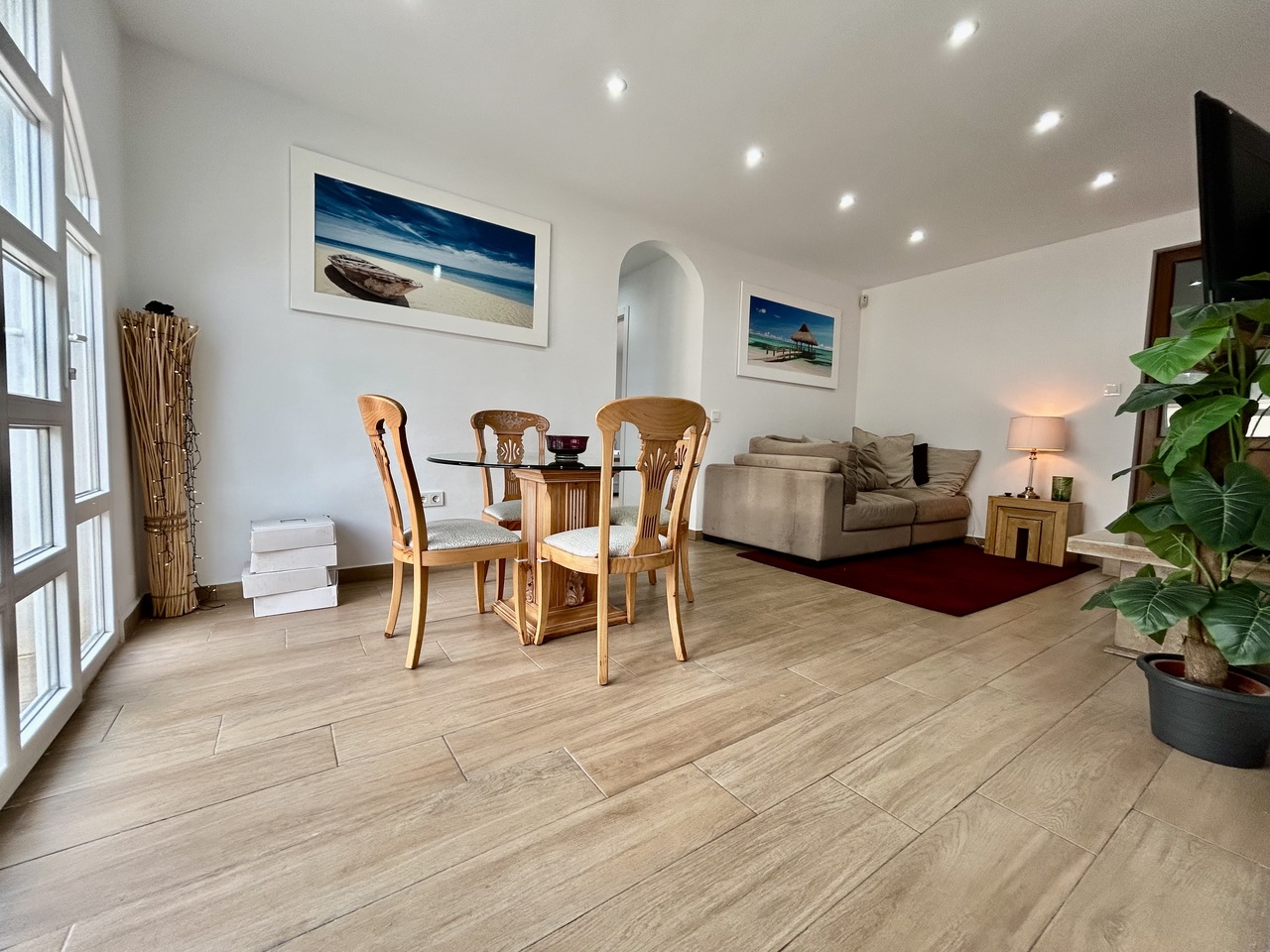 Kitchen in villa for sale in Cabo Roig