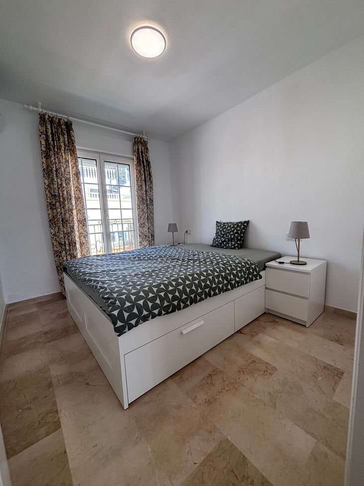 Bedroom in penthouse for sale in Orihuela Costa