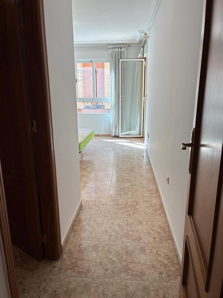 Bedroom in apartment for sale in Almoradi