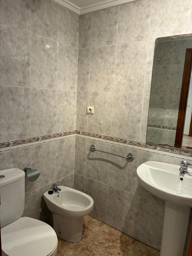 Kitchen in apartment for sale in Almoradi