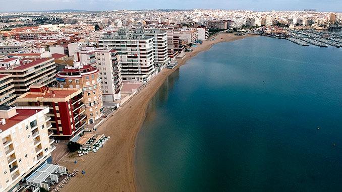 Bathroom in apartment for sale in Torrevieja