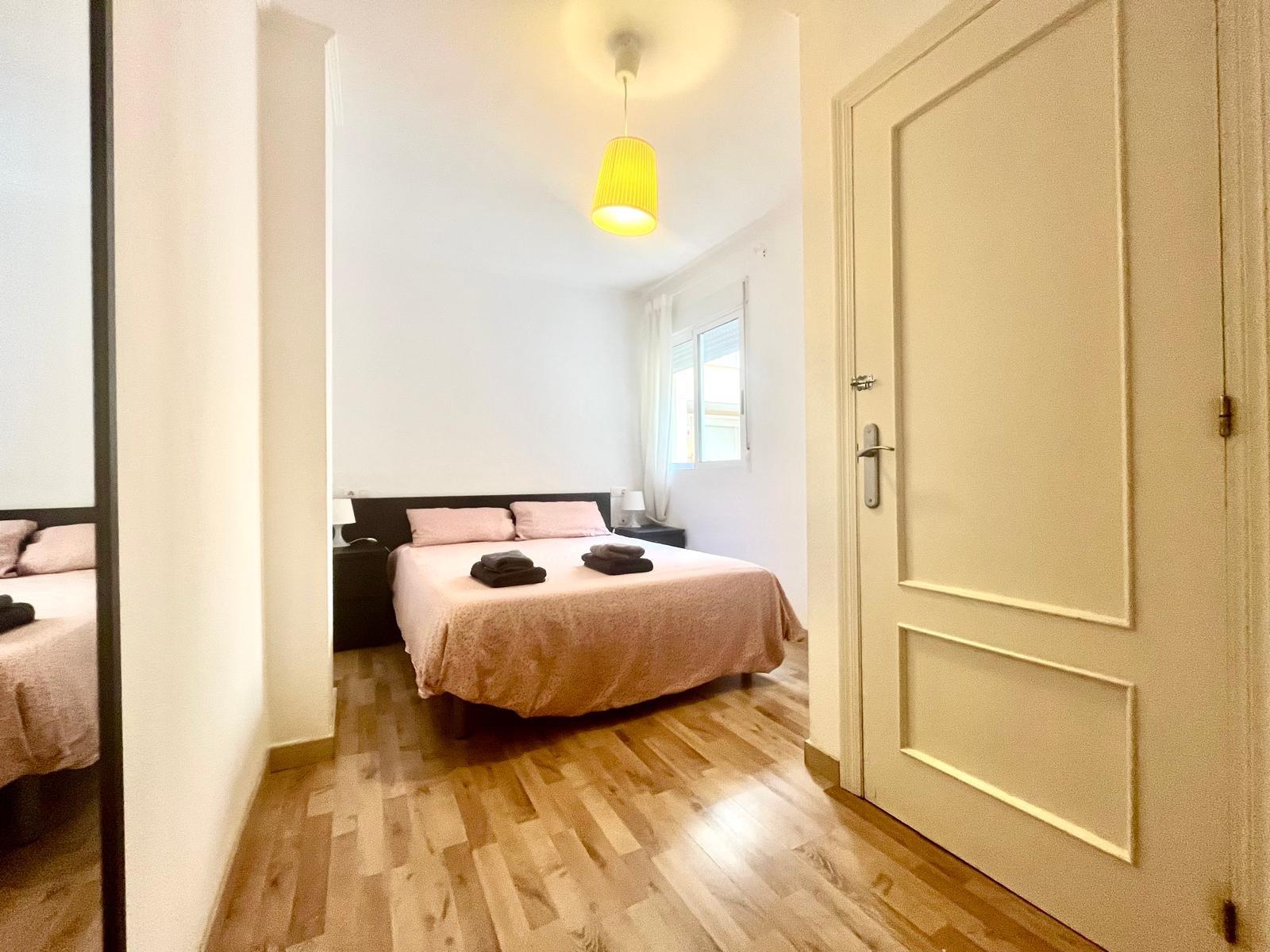 Bedroom in apartment for sale in Torrevieja