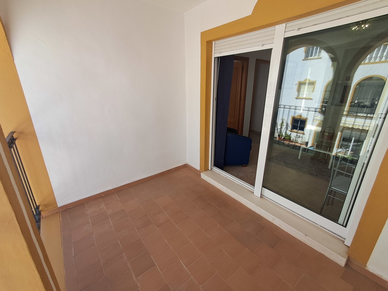 Master bedroom in apartment for sale in La Zenia