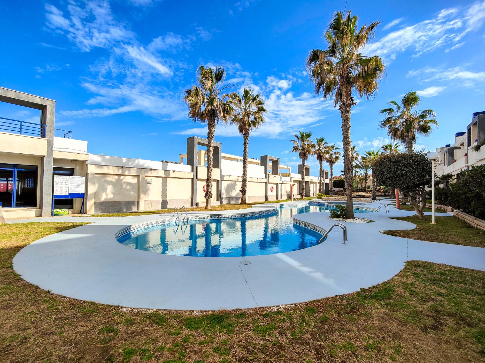 Pool area in apartment for sale in Torrevieja
