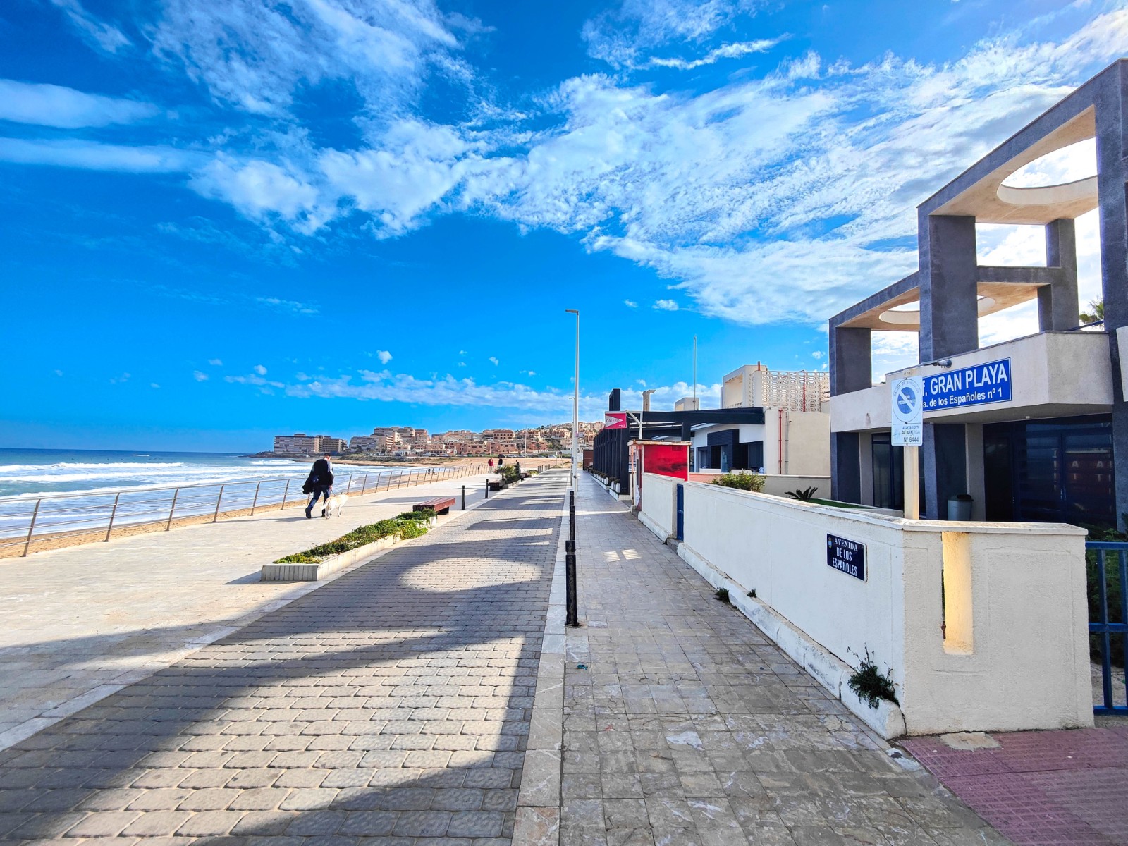 Master bedroom in apartment for sale in Torrevieja