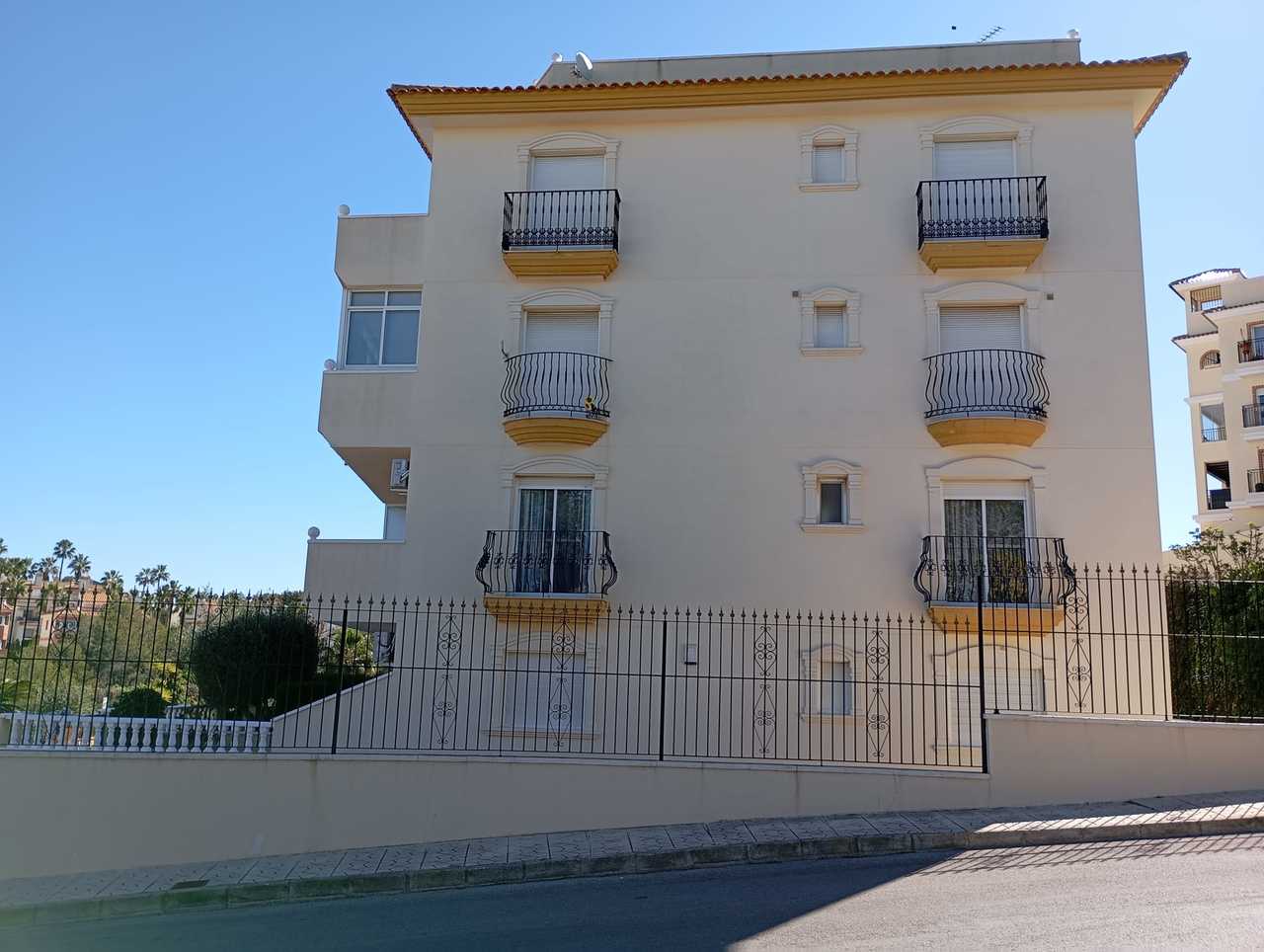 Pool area in apartment for sale in Villamartin