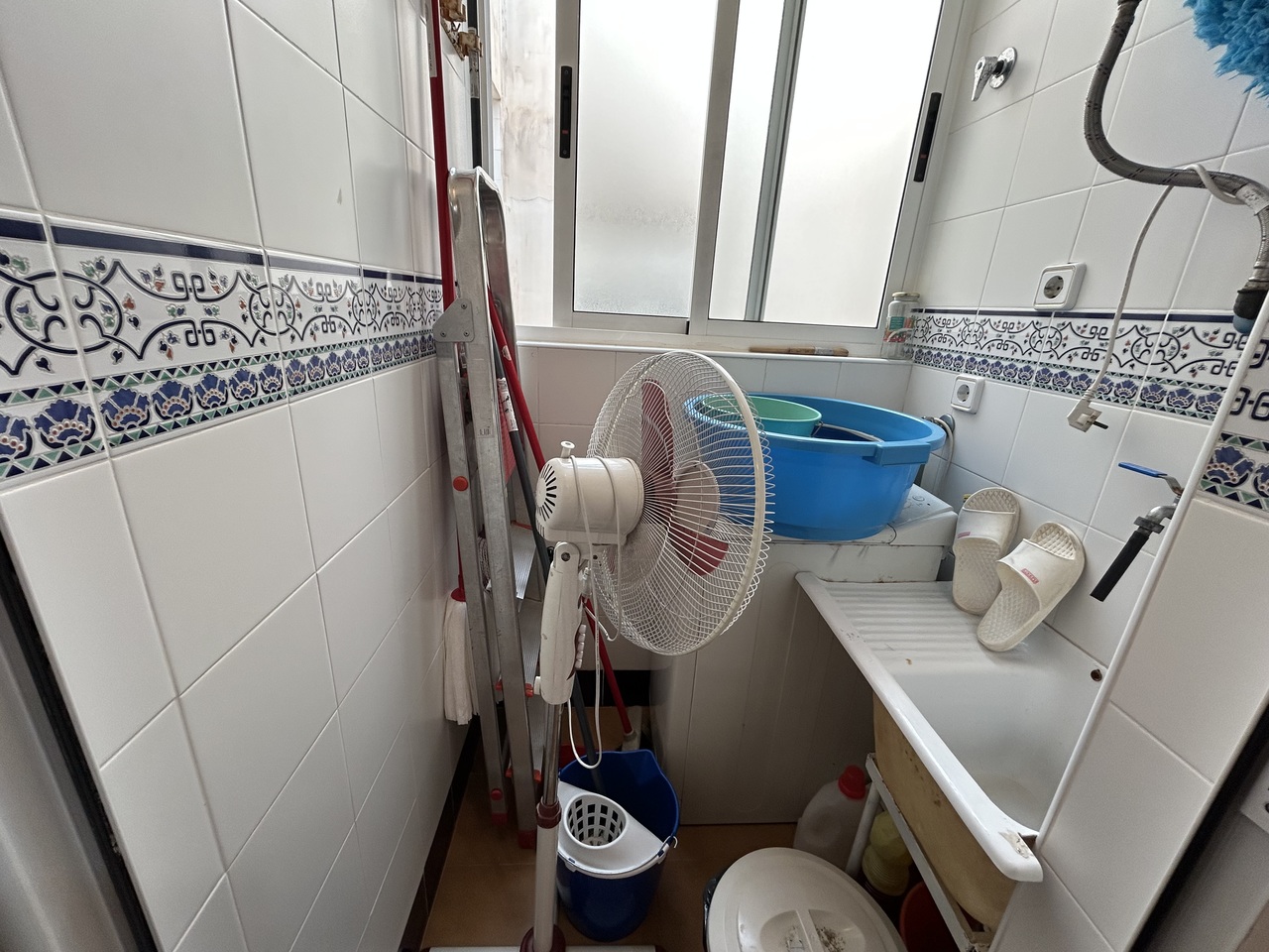 Bedroom in apartment for sale in Los Alcazares