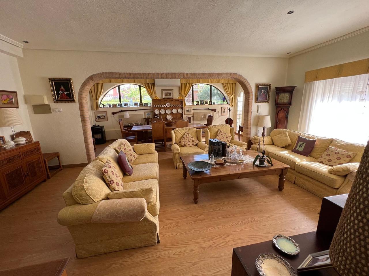 Terrace in villa for sale in Cabo Roig