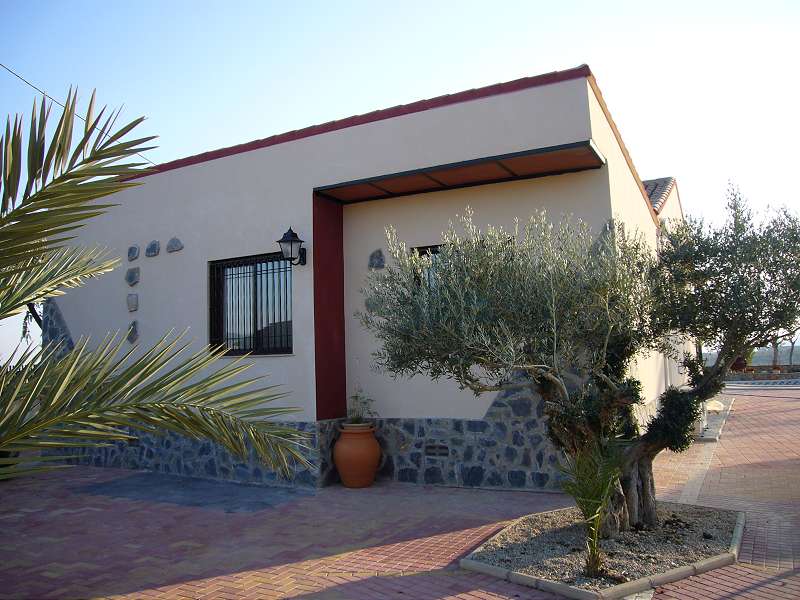 Terrace in villa for sale in Abanilla