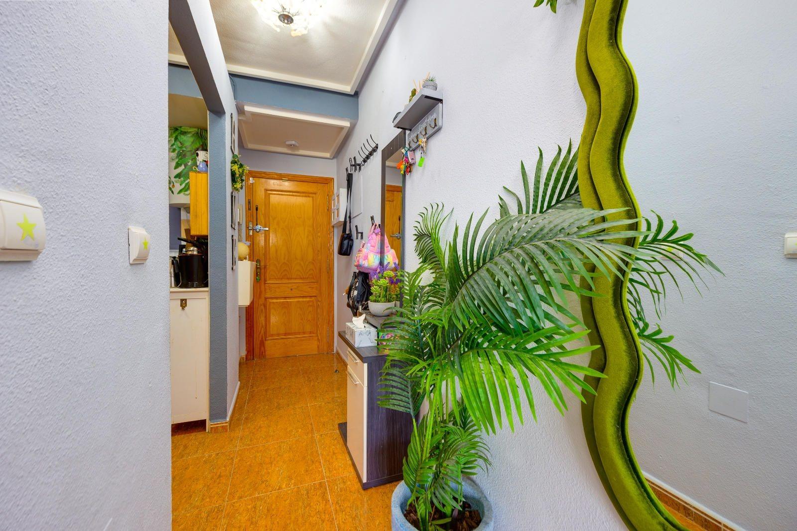 Living room in apartment for sale in Torrevieja