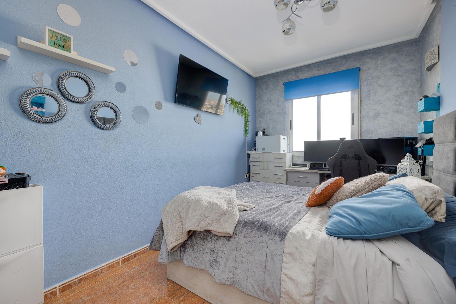 Living room in apartment for sale in Torrevieja