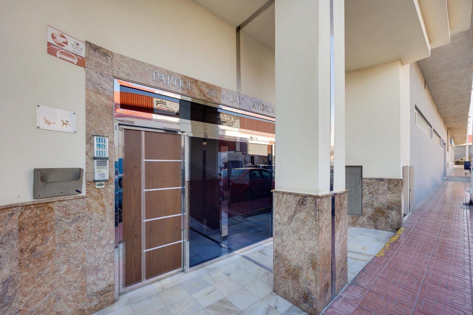 Bedrooms: 2, Bathrooms: 1, Apartment in Torrevieja, Alicante, Spain