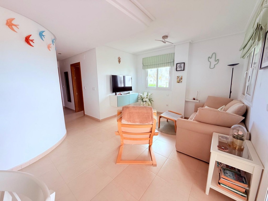 Dining area in duplex for sale in Hacienda Riquelme Golf Resort