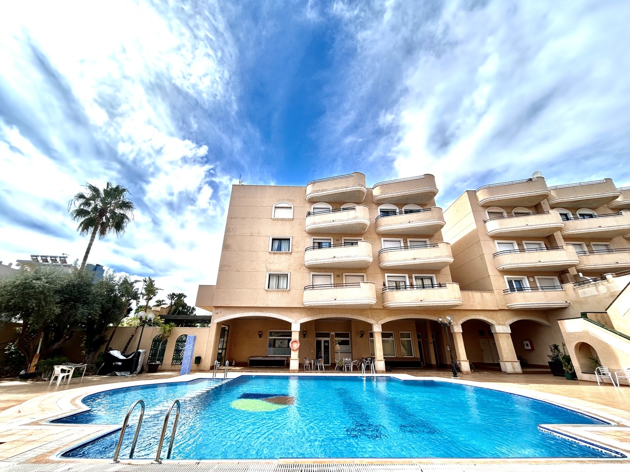 Garden in apartment for sale in Cabo Roig