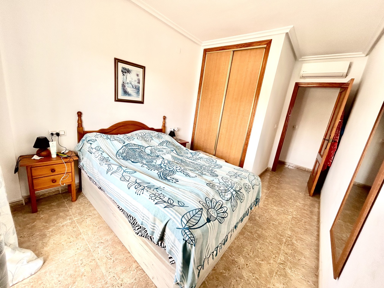Bedroom in apartment for sale in Cabo Roig