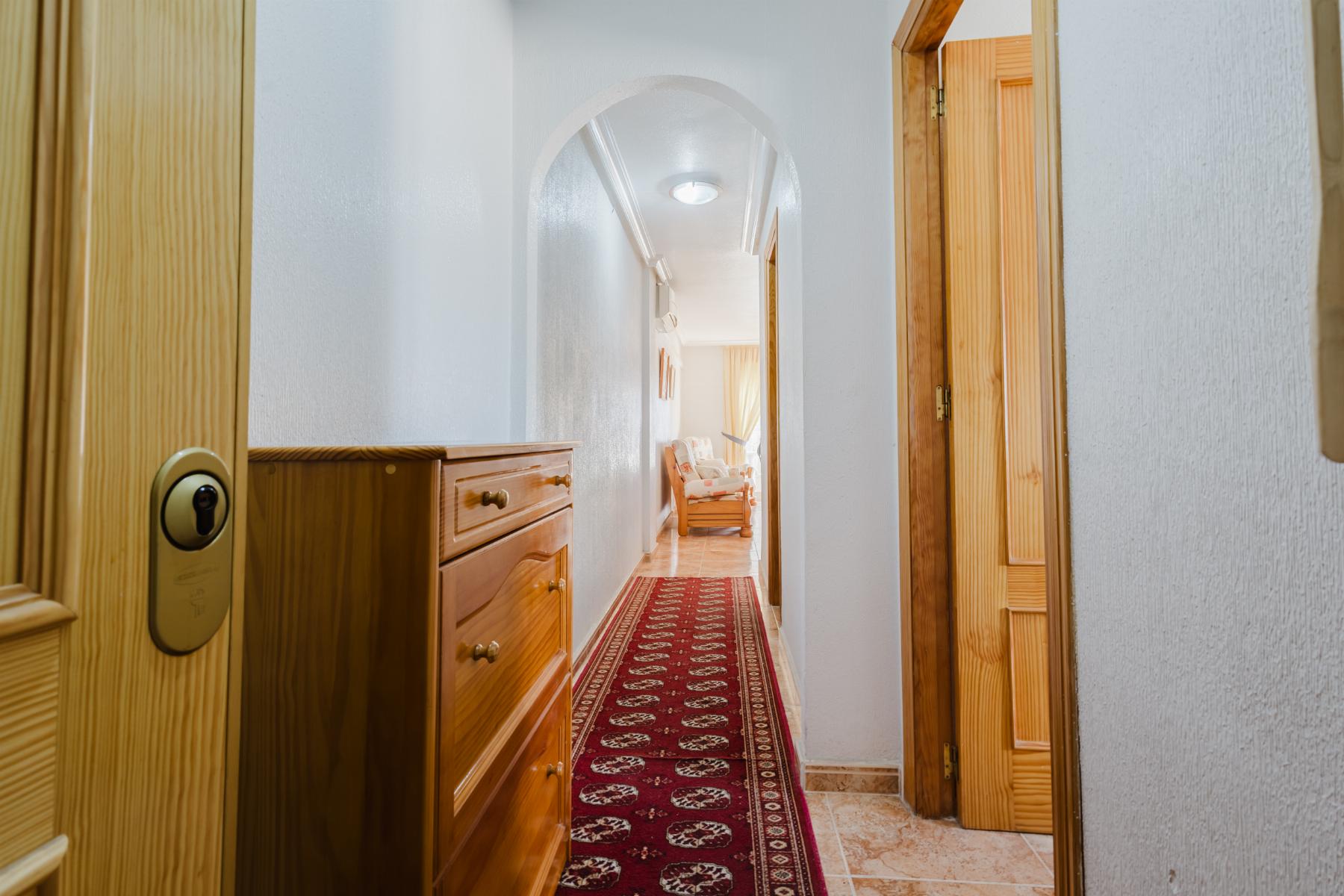 €156,000 Apartment in Torrevieja (Second Floor)Your opportunity to live by the sea in one of the mos