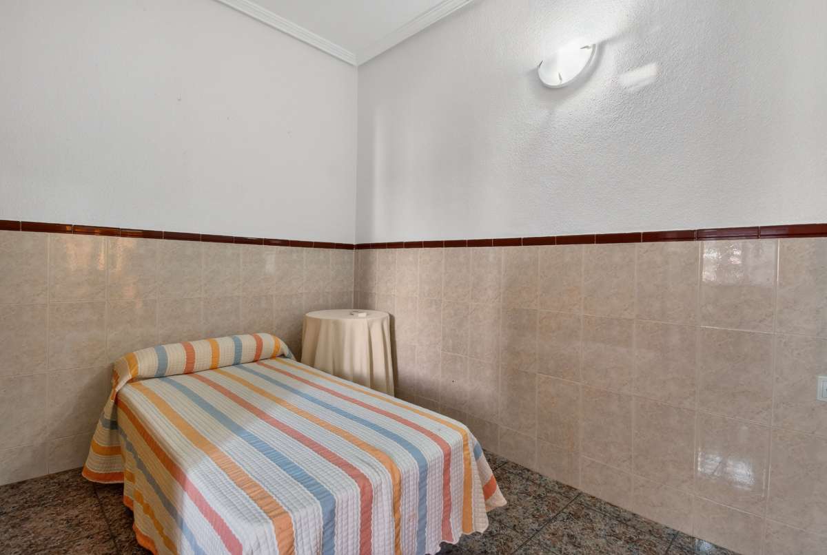 Garden in villa for sale in Lo Pagan