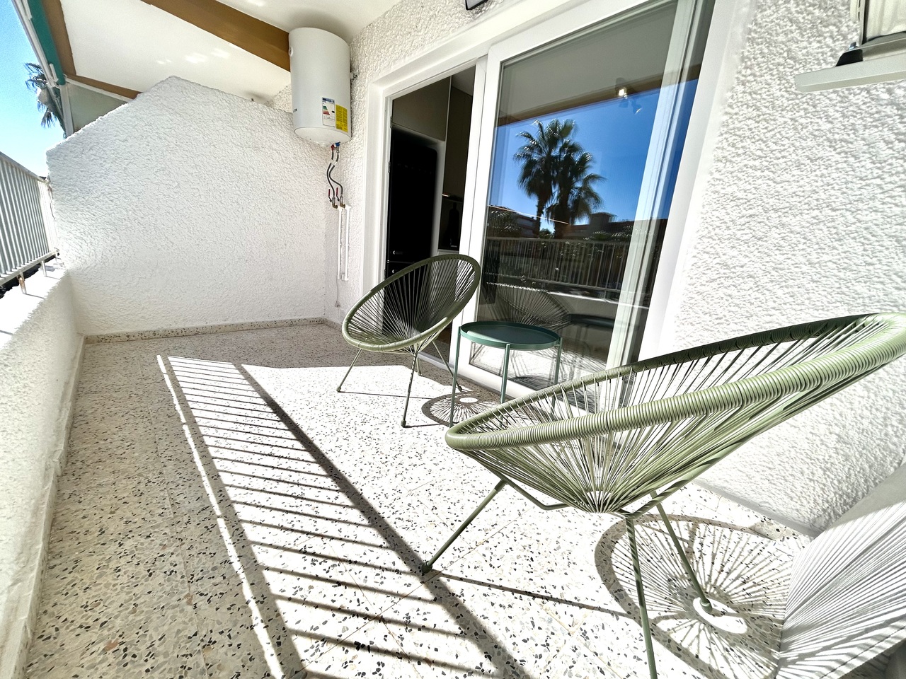 Bathroom in apartment for sale in Guardamar del Segura