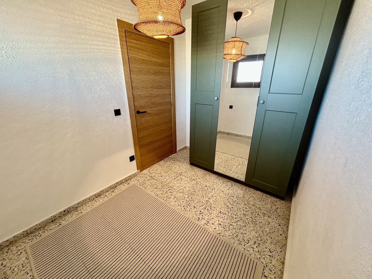 Bedroom in apartment for sale in Guardamar del Segura