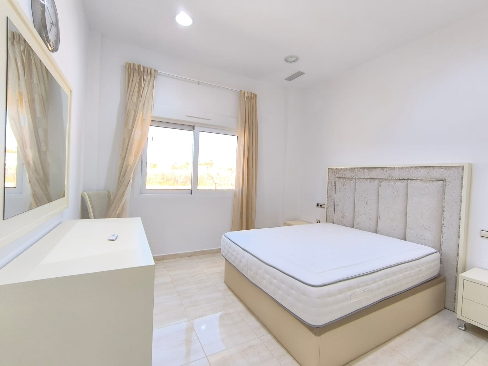 Living room in villa for sale in Pinoso
