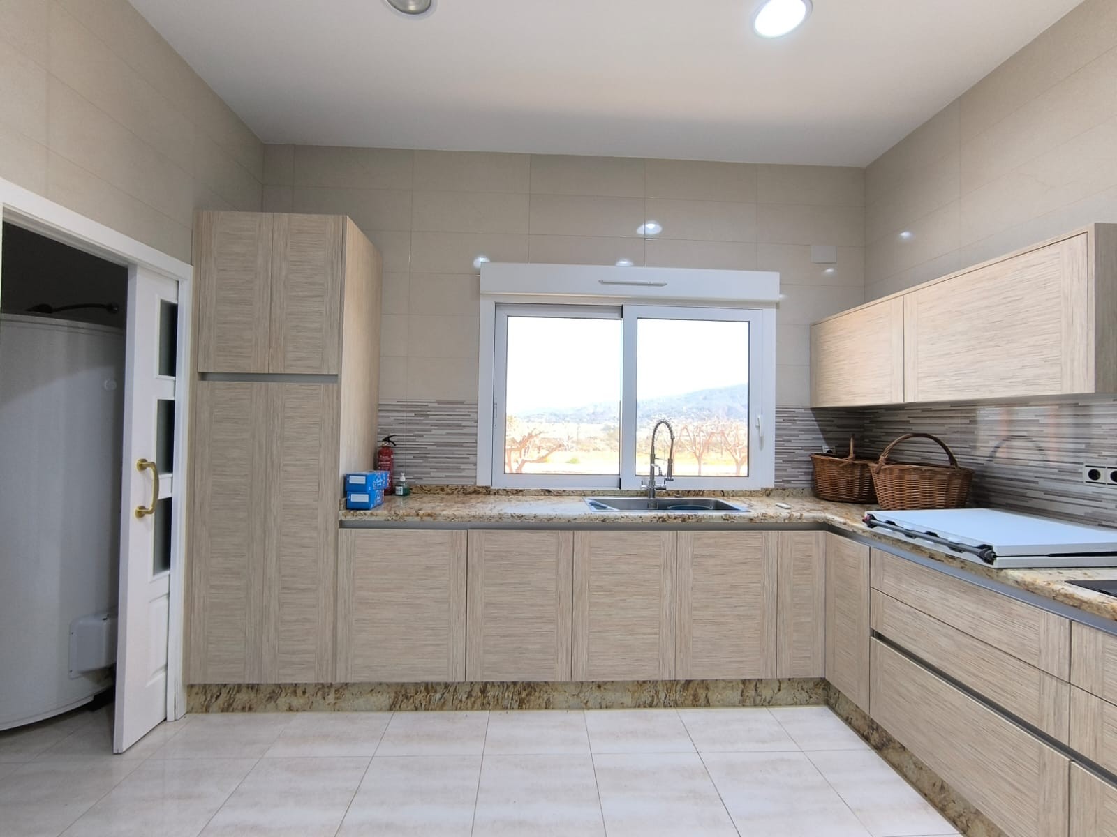 Bedroom in villa for sale in Pinoso