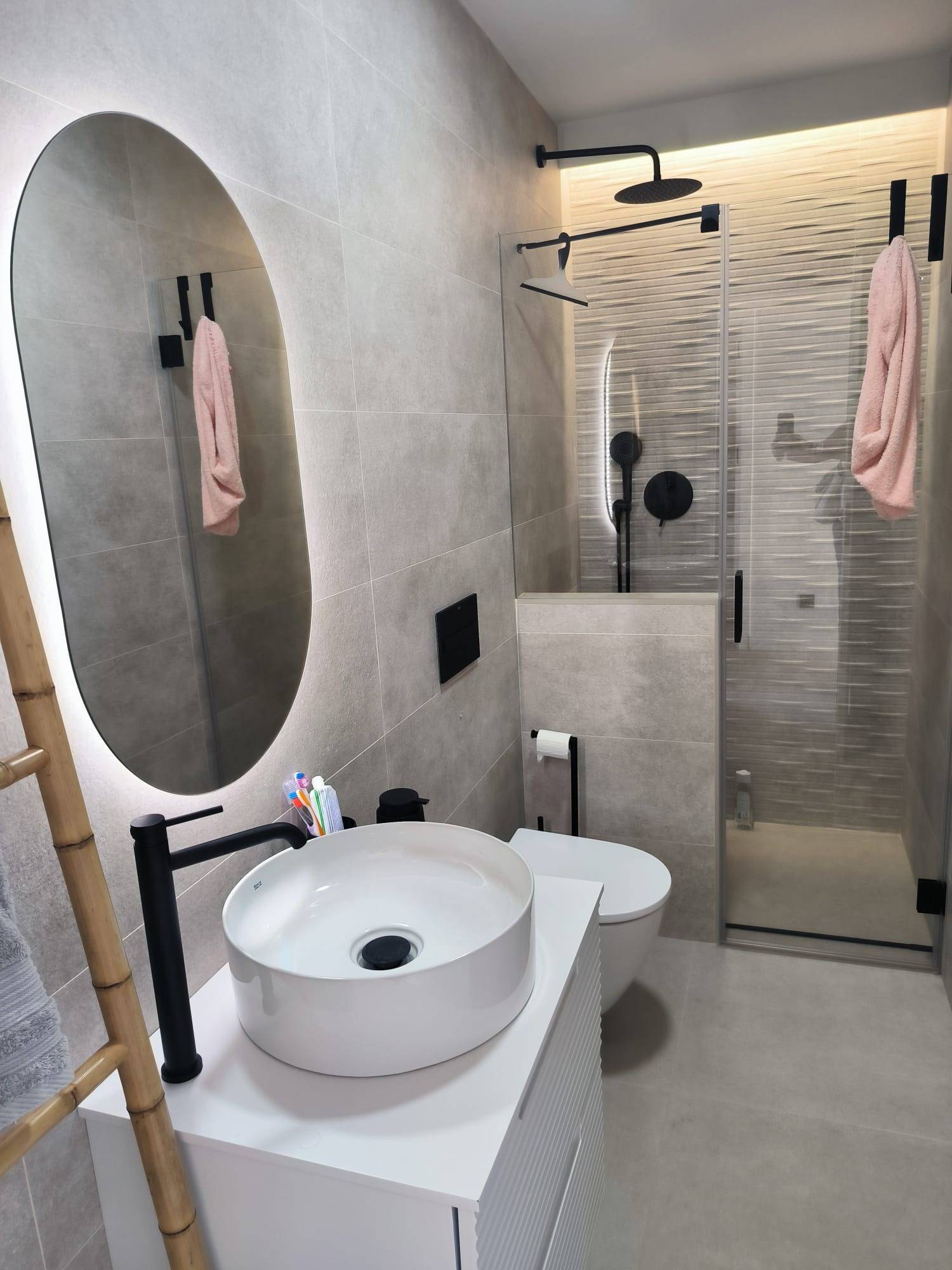 Bedroom in bungalow for sale in Pilar de La Horadada