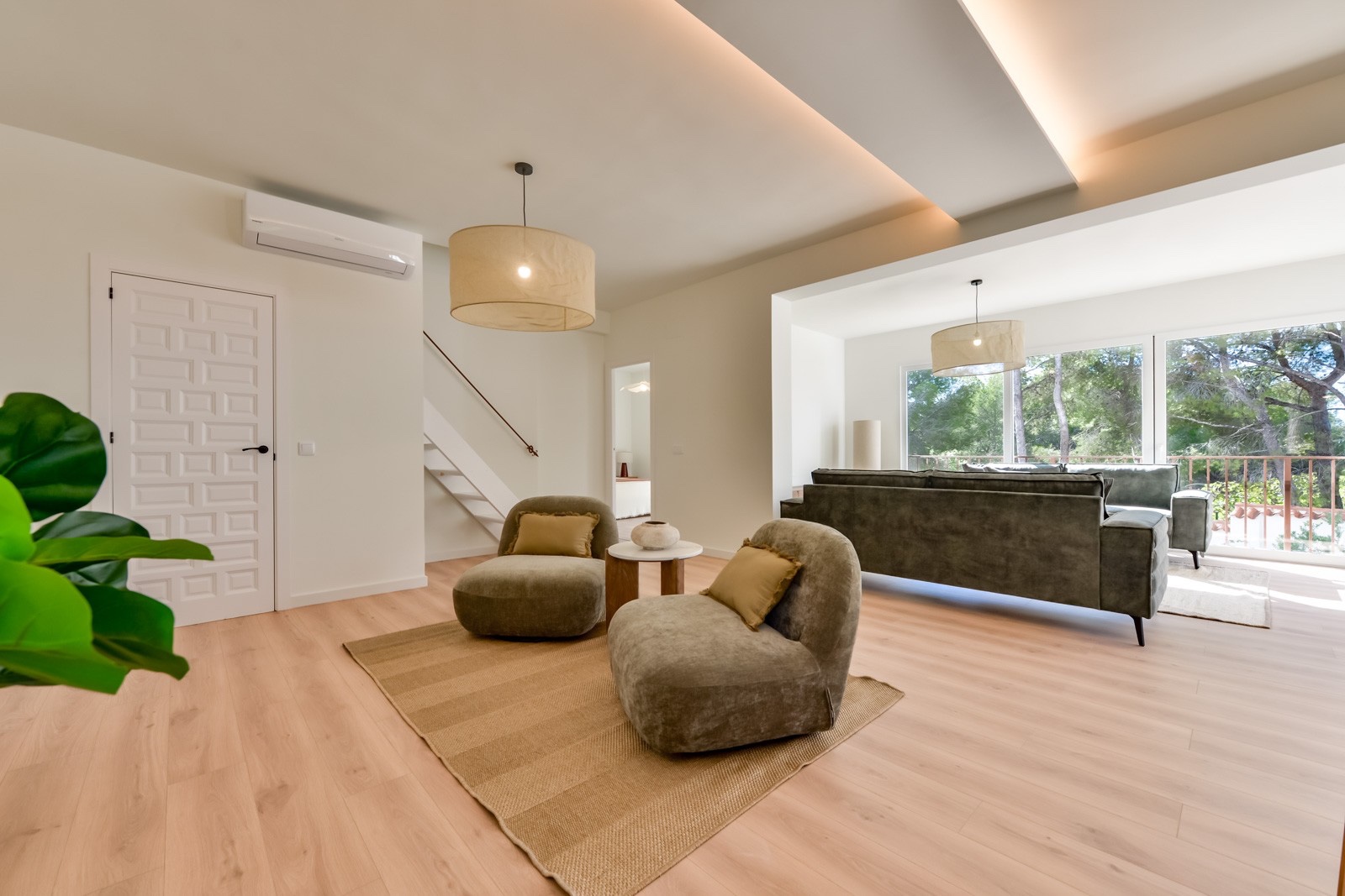 Bedroom in villa for sale in Altea